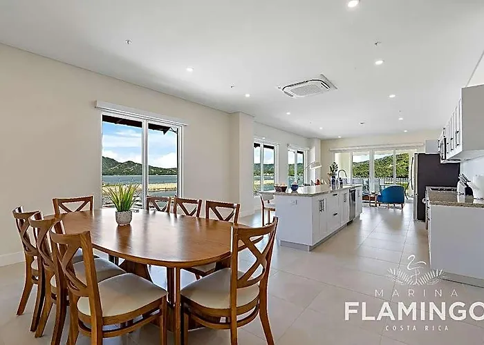 Flamingo Marina Apartamento *